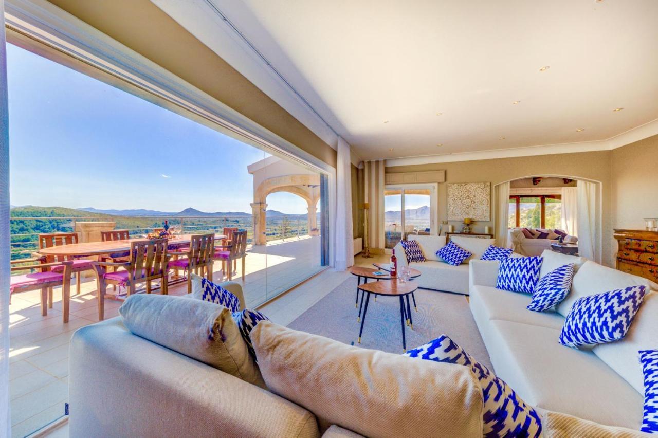 Lux Villa *